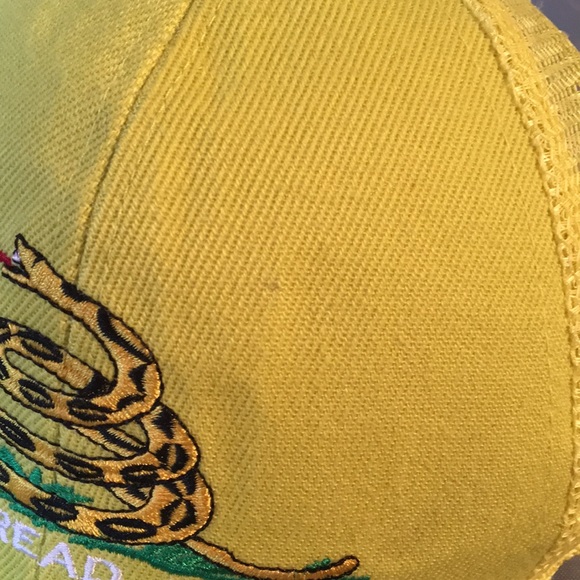 Don’t Tread On Me yellow cap 6 panel mesh back SnapBack hat - Picture 9 of 12